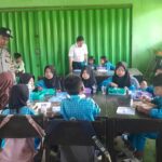Polsek Gerung Kawal Ketat Program Makan Bergizi Gratis, Ribuan Siswa Terima Manfaat