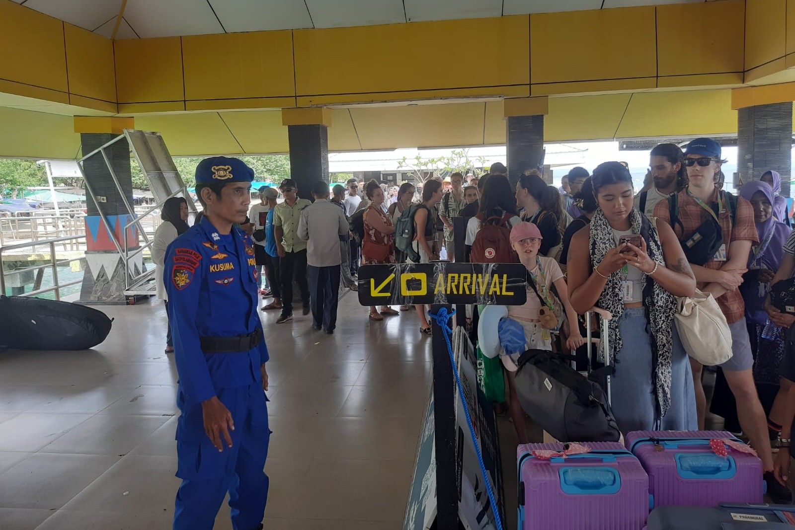 Arus Wisatawan di Senggigi Dijaga Ketat Aparat Gabungan NTB