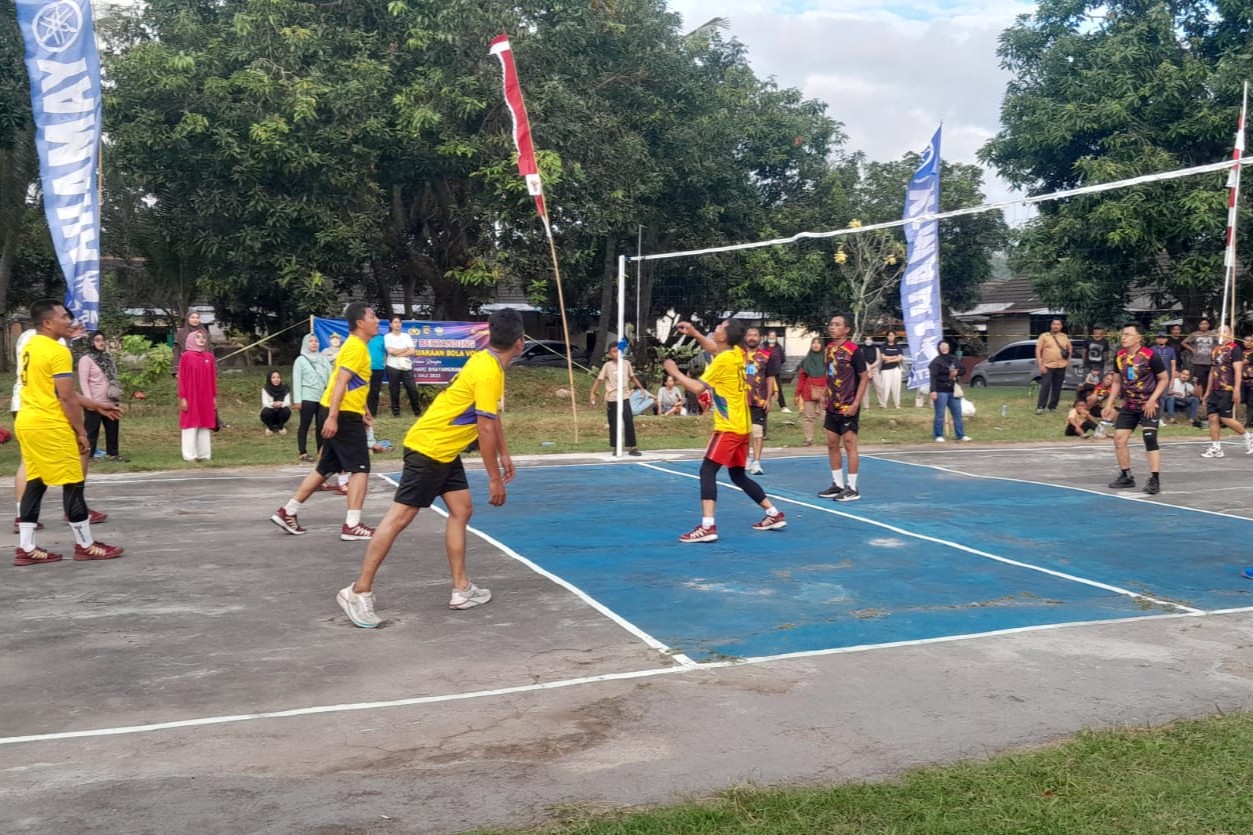 Atmosfer Persaudaraan dan Sportivitas di Voli Bhayangkara Lombok Barat