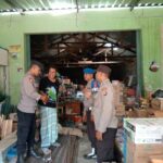 Patroli Humanis: Polsek Kuripan Bangun Sinergi dengan Warga