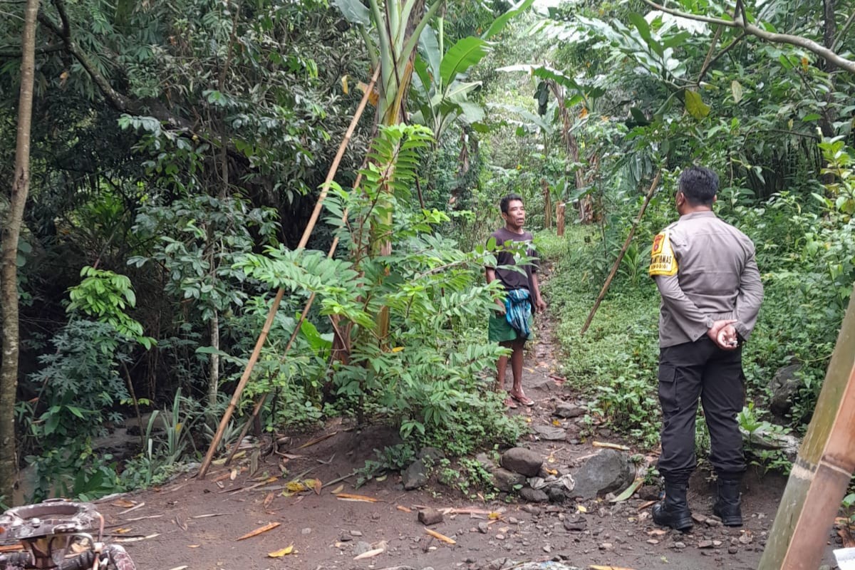 etani Mandiri dari Desa: Peran Polisi dalam Edukasi Pangan Lombok Barat