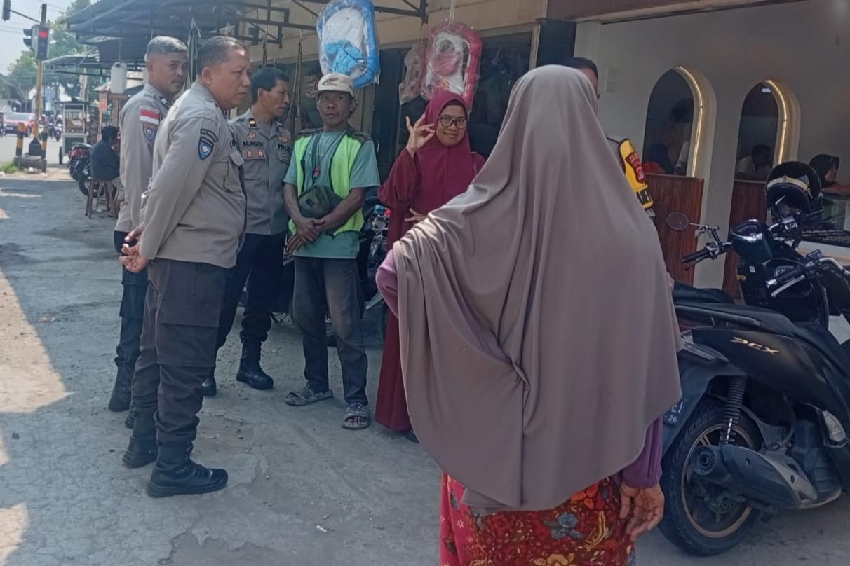 Polres Lombok Barat Intensifkan Patroli Kamtibmas di Simpang Empat Rumak