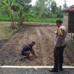 Bhabinkamtibmas Kuripan Timur Dorong Warga Dukung Ketahanan Pangan Nasional