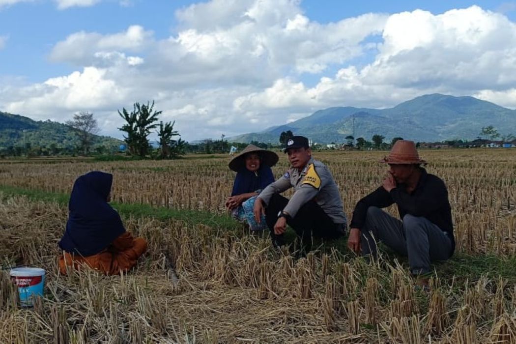 Kolaborasi Polisi dan Warga Babussalam Perkuat Swasembada Pangan