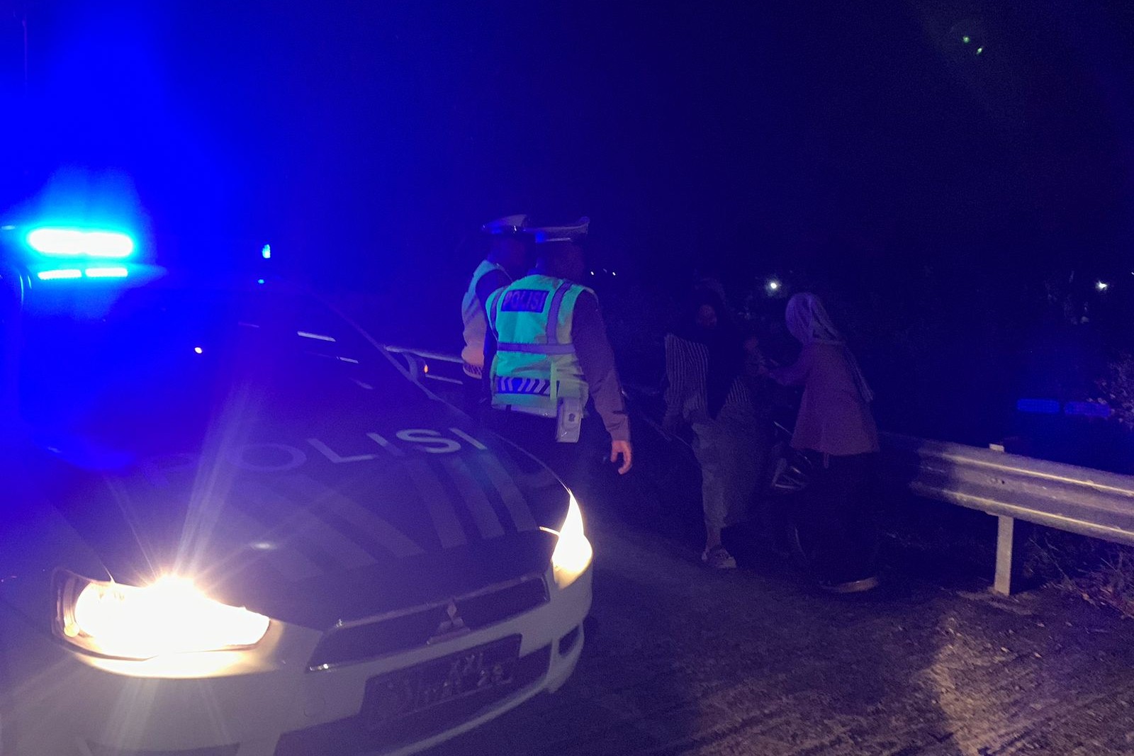 Patroli Malam Satlantas Polres Lombok Barat Jaga Ketertiban Arus Lalu Lintas dan Cegah Balap Liar