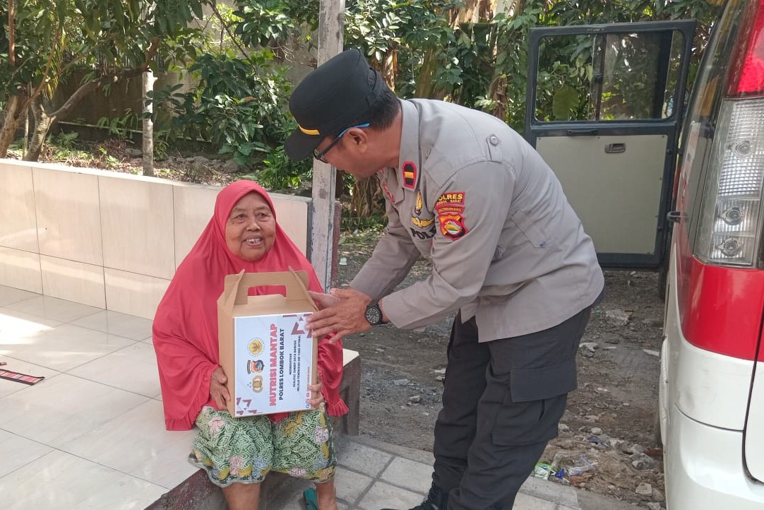 Polres Lombok Barat Salurkan 'Nutrisi Mantap' untuk Masyarakat yang Membutuhkan