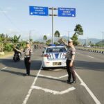 Edukasi dan Pencegahan 3C di Jalur Vital BIL oleh Satlantas Lombok Barat