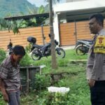 Dukung Ketahanan Pangan, Bhabinkamtibmas Ajak Warga Krandangan Bertani dan Beternak