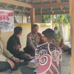 Polsek Sekotong Edukasi Warga Desa Cendi Manik Cegah TPPO (3) Polsek Sekotong Edukasi Warga Desa Cendi Manik Cegah TPPO