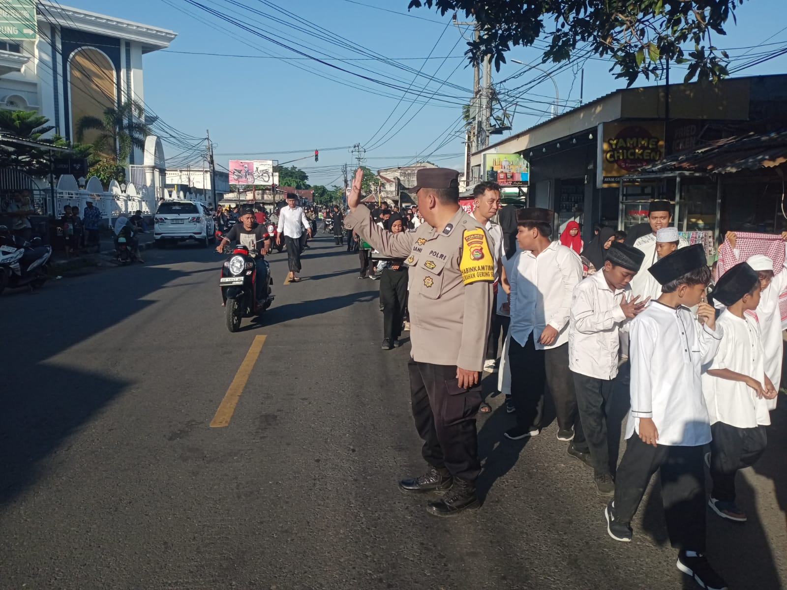 Ratusan Warga Ramaikan Pawai Khataman Al-Qur’an di Gerung Lombok Barat