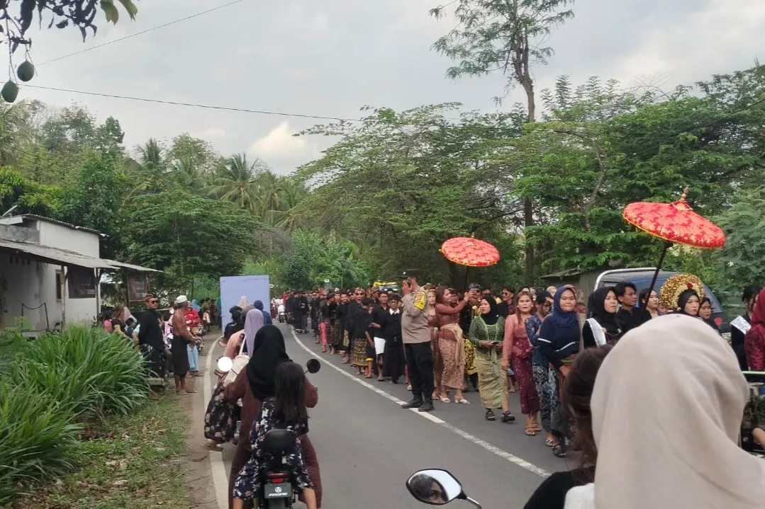 Kapolsek Sekotong Tegaskan Komitmen Lindungi Tradisi Lokal
