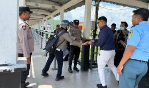 Aparat Sisir Kapal Ferry, Pastikan Penyeberangan Lembar Aman dari Gangguan