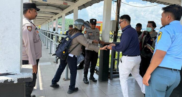 Aparat Sisir Kapal Ferry, Pastikan Penyeberangan Lembar Aman dari Gangguan